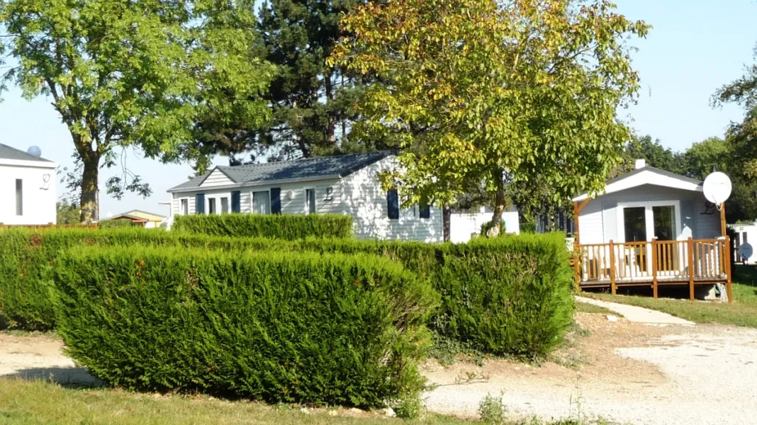 CAMPING LES ÎLOTS DE ST VAL