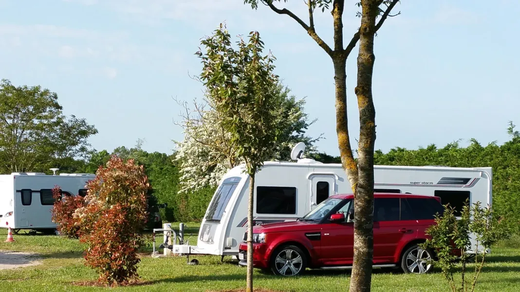 CAMPING LES ÎLOTS DE ST VAL