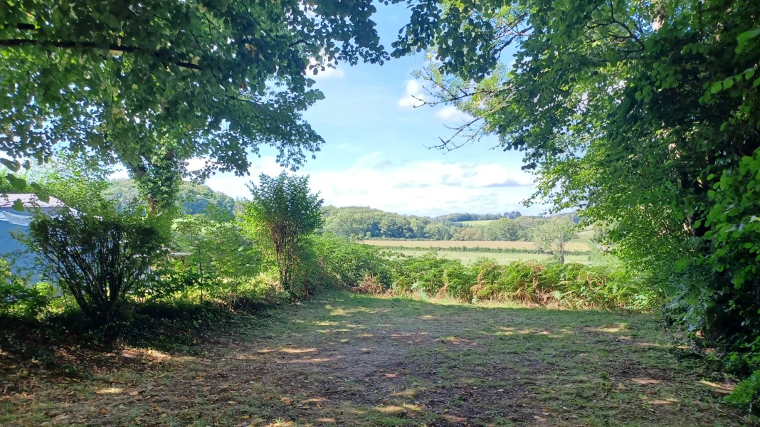 CAMPING LES GENÊTS DU MORVAN